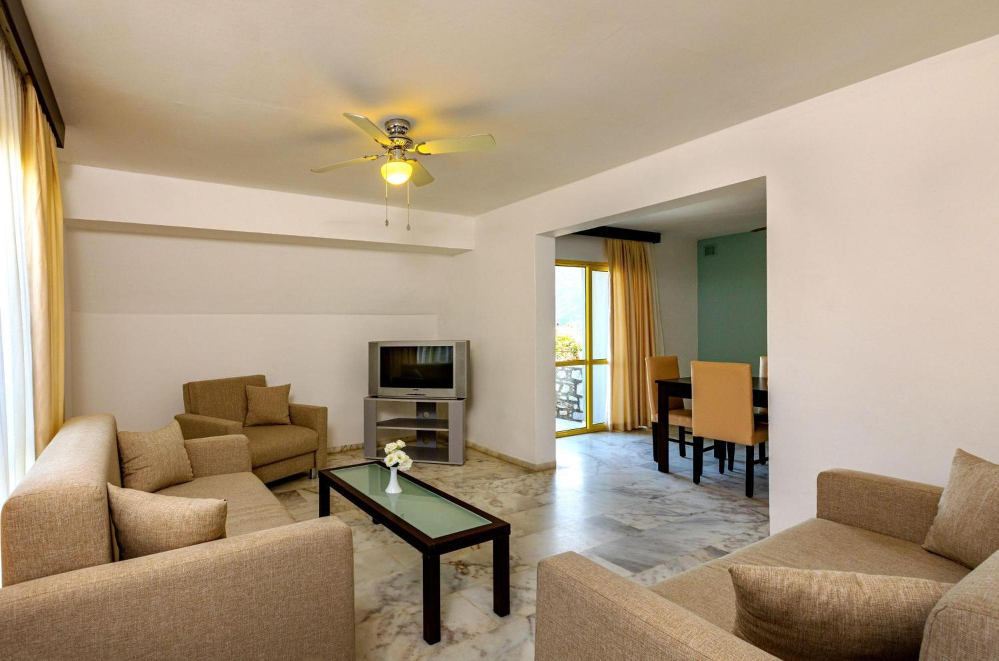 Loryma Resort Hotel Турунч Екстериор снимка